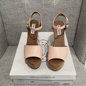 Steve Madden Korkey Wedges